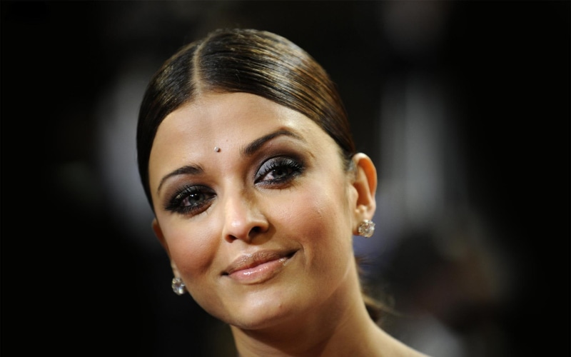 model, celebrity, 1080P, girls, hair, celebrities, simple, aishwarya rai, bollywood, styles, rai, aishwarya, actress