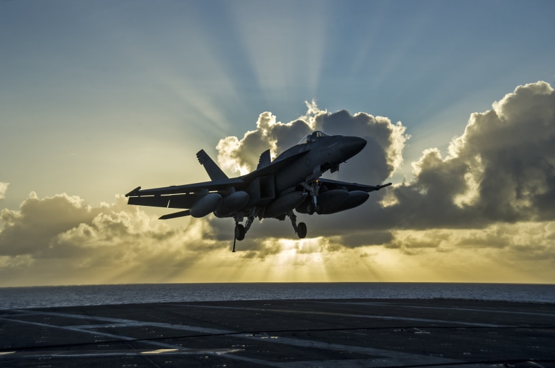 jet, sky, water, flying, aerospace industry, no people, 2K, aircraft, surface, navy, mid-air, usa navy, crepuscular rays, horizon over water, gray, motion