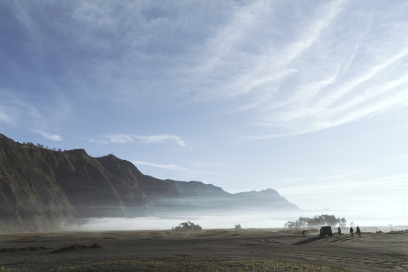 day, non-urban scene, environment, tranquil scene, beauty in nature, 5K, indonesia, nature, scenics - nature, water, landscape, mountain, outdoors, bromo tengger semeru national park