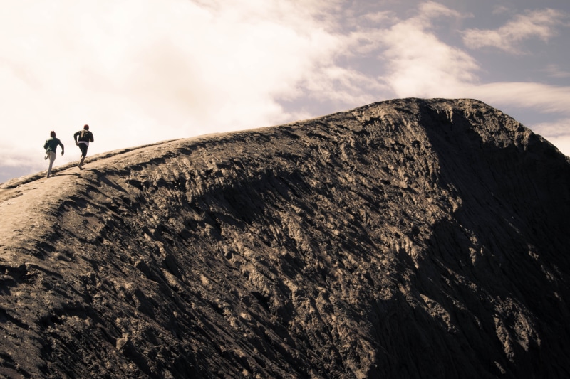 jawa, bromo, men, java, rock, hill, volcan, lifestyles, day, mountain, tranquil scene, mountain range, hiking, rock - object, solid, tranquility, 5K, real people