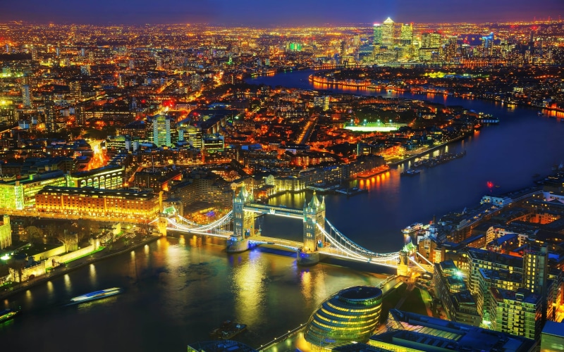 kingdom, skyscraper, bridge, connection, tower, night, high angle view, no people, hd, water, modern, city, architecture, illuminated, outdoors, pc, cityscape