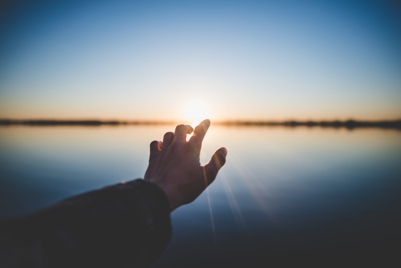 5K, sunrise - Dawn, people, adventure, one Person, water, left, back Lit, adult, freedom, lake, photography, sunrise, reflection, reach, person, scenics - nature
