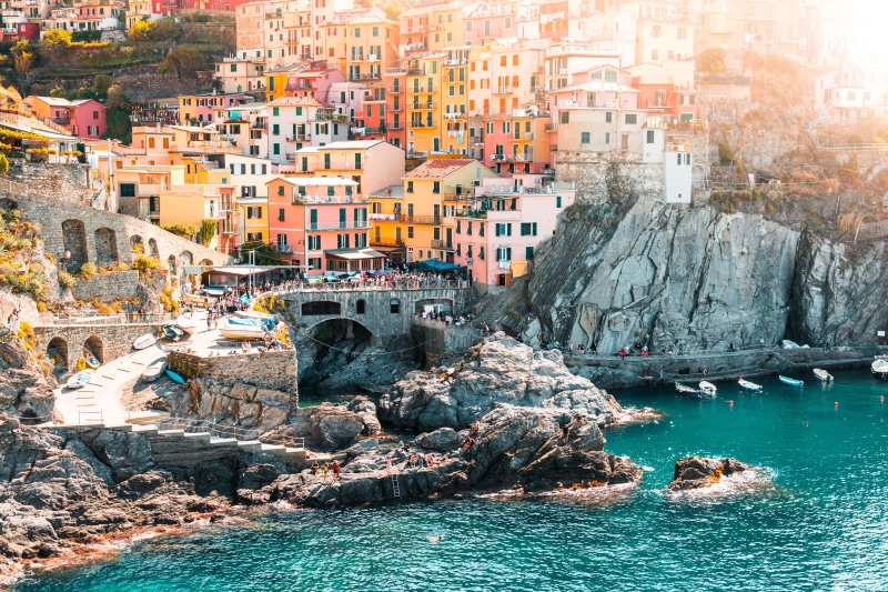 building exterior, rocks, old town, city, italy, sea, la spezia, manarola, terre, historical, 4K, rock formation, europe, houses, water, building, cityscape