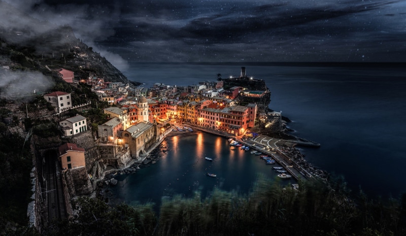 houses, Liguria, boats, stars, rocks, 1080P, light, lights, sky, Sea, Night, Italy, city, Manarola
