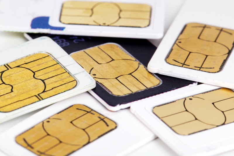 cards, banking, indoors, gsm, close, debt, close-up, mobile, whit, technology, business, sim card, buying, photo, cell, sim, selective focus, no people