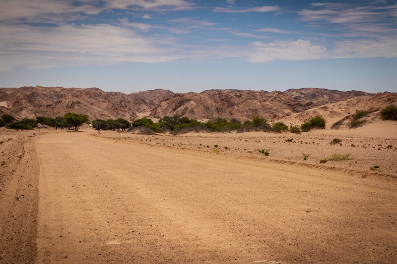 dirt road, land, semi-arid, outdoors, dirt, 5K, tranquility, countryside, formation, beauty in nature, mound, gravel, road, non-urban scene, soil, wilderness
