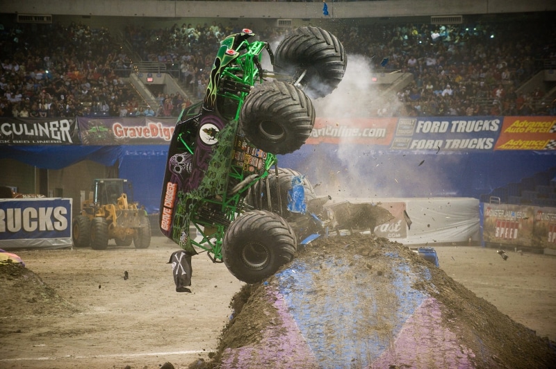 communication, modified, stadium arena, mode of transportation, fun, art and craft, Monster Truck, water, Grave Digger, day, outdoors, real people, style