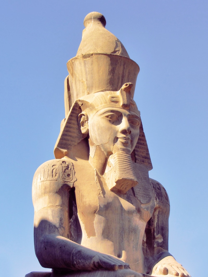 clear sky, limestone, pharaoh, egyptian, travel destinations, famous Place, statue, nemes, cultures, 2K, ramses, low angle view, the past, crown, ancient art