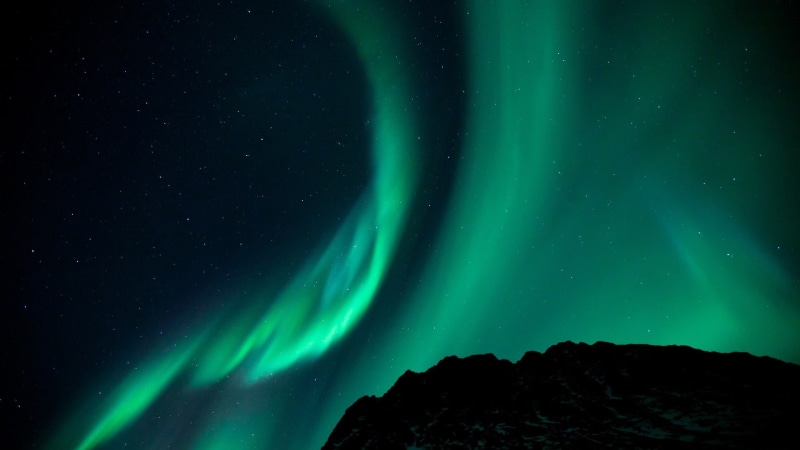 aurora polaris, beauty in nature, star - space, illuminated, space, green color, majestic, aurora, astronomy, tranquil scene, stars, outdoors, idyllic