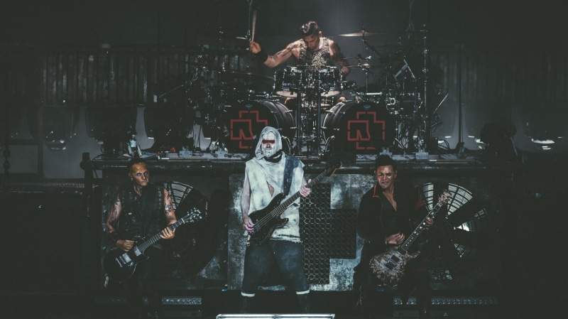 1080P, people, men, rock music, musician, women, real people, full length, guitarist, singing, black, printed, playing, group of people, guitar, concerts