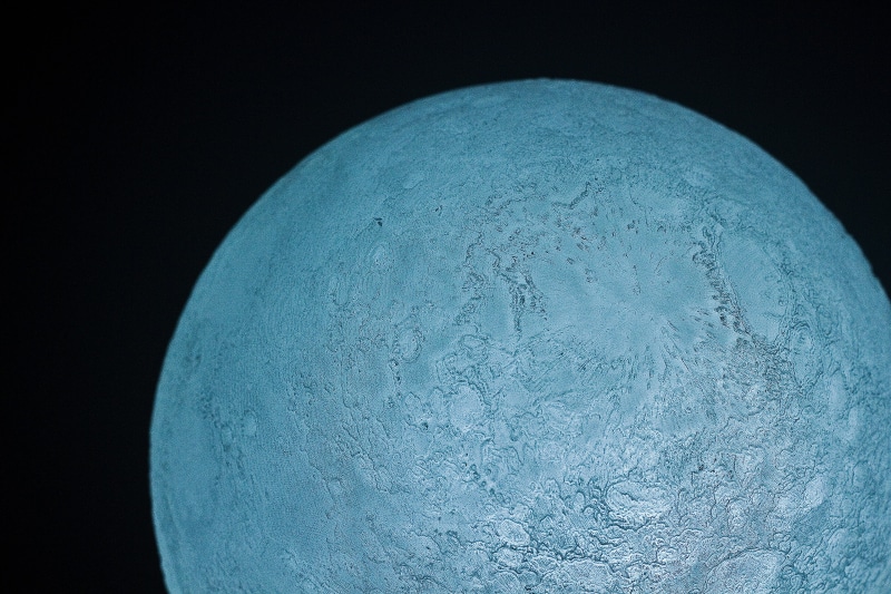 nature, night, sphere, black background, planet - space, astronomy, single object, indoors, 4K, science, 4K, Moon, shape, planet earth, LED, no people