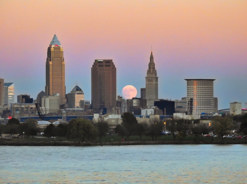 building exterior, full moon, outdoors, water, nature, urban skyline, sunset, office building exterior, 4K, architecture, cleveland, tower, united states