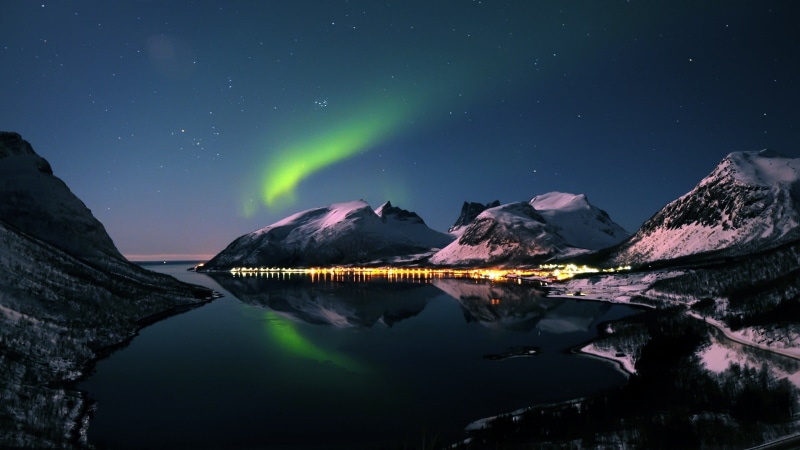 mountains, no people, aurorae, nature, star - space, snowcapped mountain, aurora, lake, snow, sky, 2K, night, winter, milky way, mountain, aurora polaris
