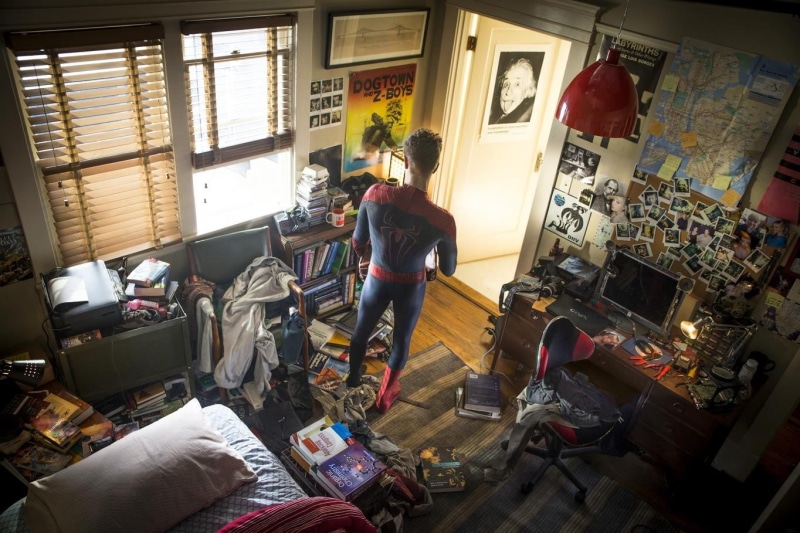 home interior, Peter Parker, full length, real people, adult, human representation, man, one person, indoors, day, messy, clutter, creativity, men, 720P