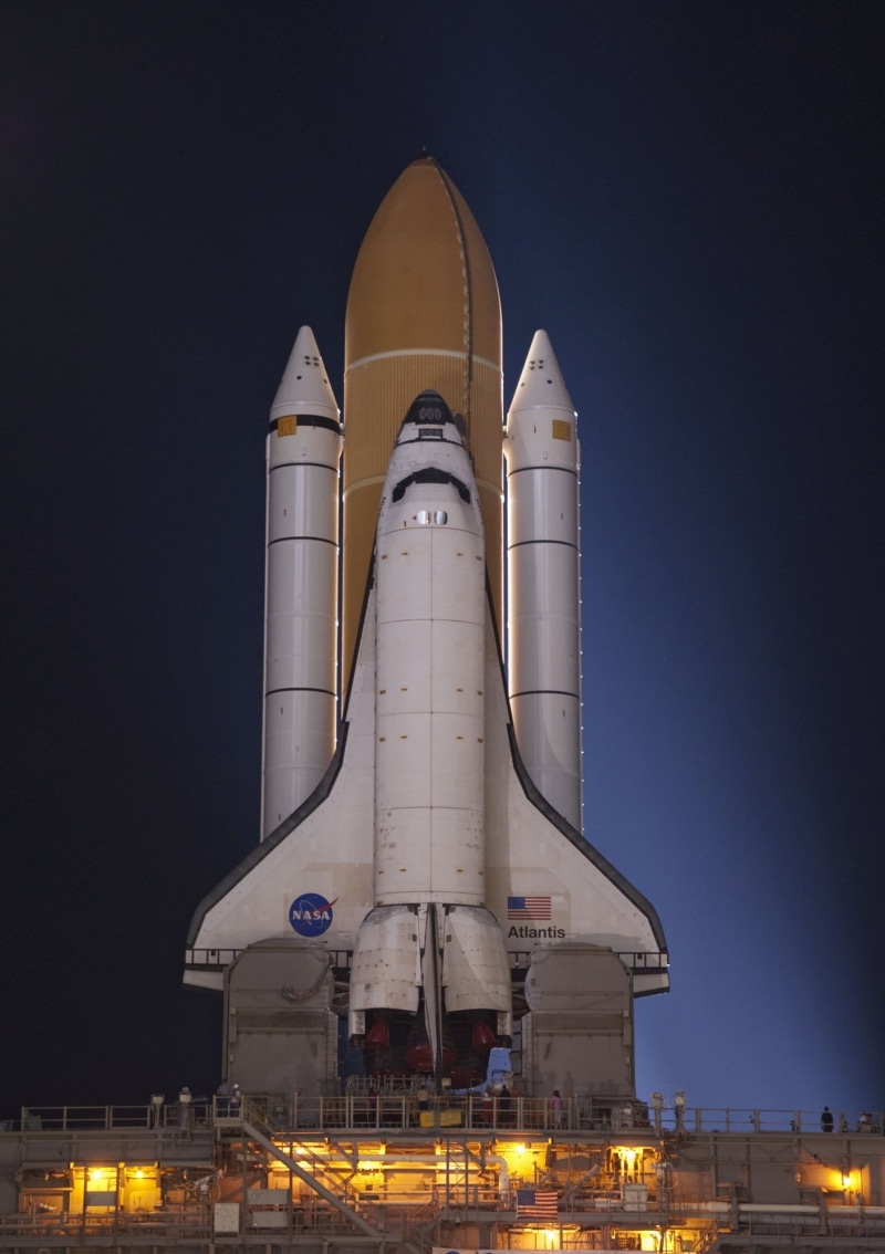 platform, pad, usa, sky, building exterior, mission, no people, cape canaveral, night, vehicle, mode of transportation, factory, low angle view, booster
