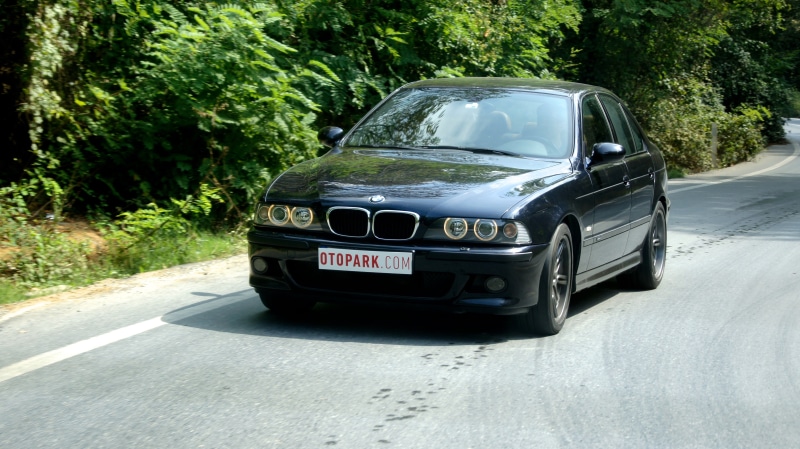 asphalt, travel, nature, road, direction, BMW, land vehicle, city, 4K, plant, street, outdoors, motor vehicle, car, transportation, mode of transportation