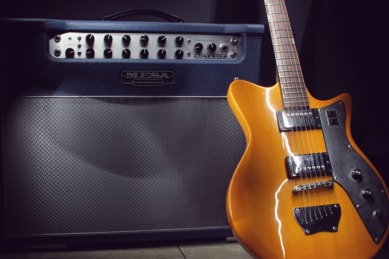 no people, studio shot, guitar, musical instrument string, indoors, electric guitar, amplifier, musical equipment, rock music, instrument, music, equipment