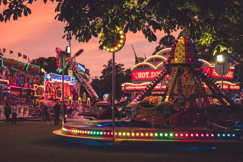 united kingdom, amusement park ride, night, outdoors, 5K, tree, lights, plant, park, merry-go-round, amusement park, carousel, dusk, architecture, multi colored