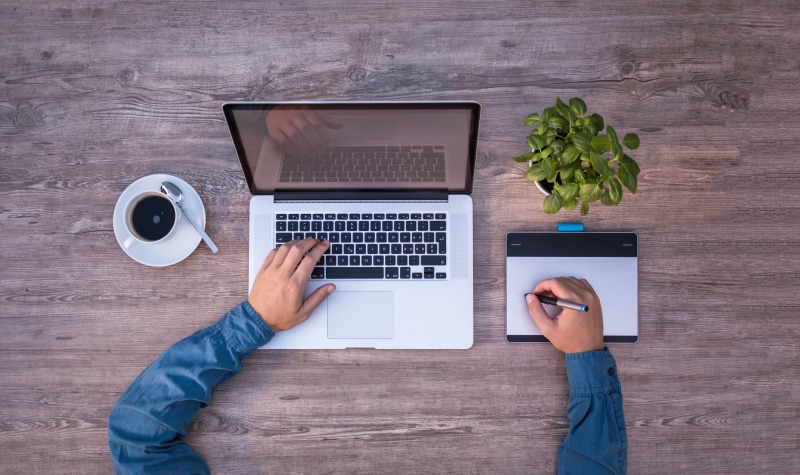 men, laptop, using, workplace, independent, web, panel, typing, one person, business, tablet, board, table, monitor, connection, designer, macbook, working