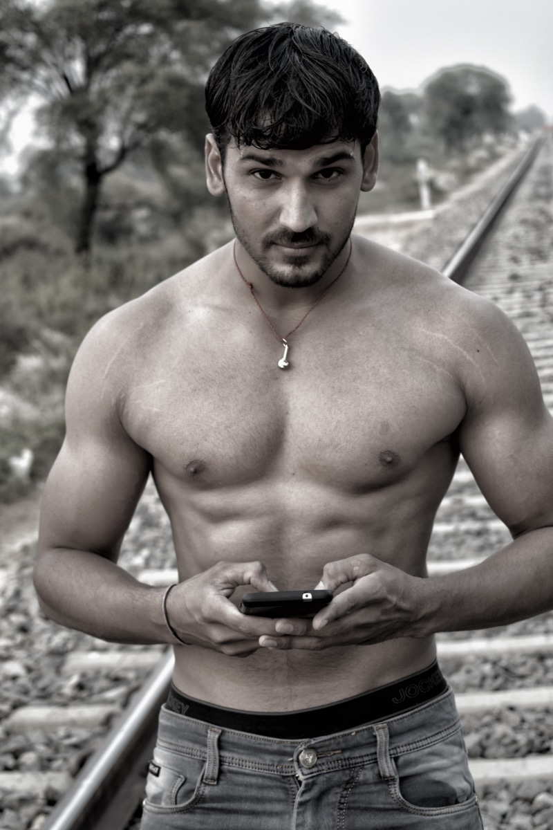 physique, young adult, male, young, front view, leisure activity, 5K, attractive, strong, back, healthy, pecs, smartphone, bodybuilder, mobile, shoulder