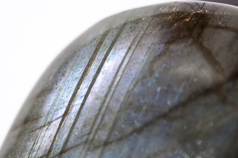 blue, macro, wood - material, food and drink, luxury, multi colored, purple, selective focus, old, indoors, violet, polished, semi precious stones, gem