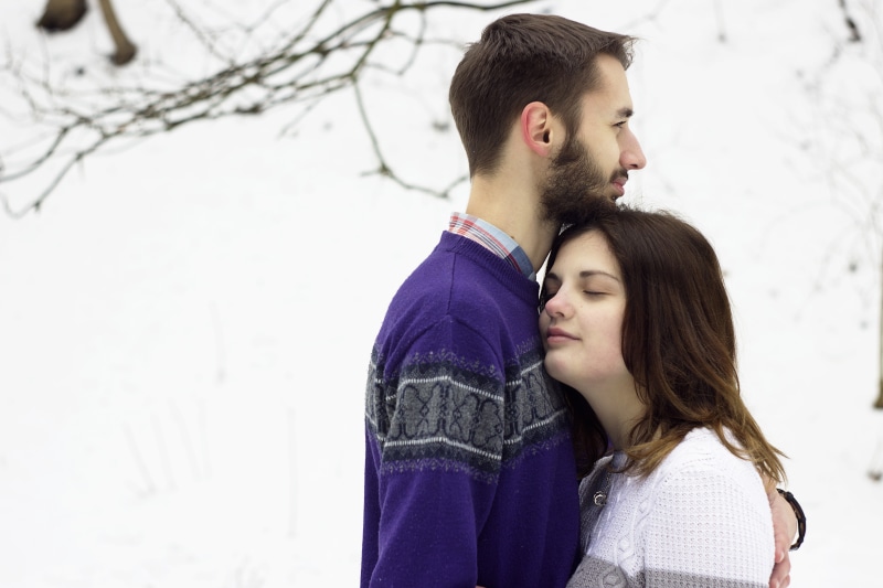 lovers, cold temperature, outdoors, men, clothing, couple, young women, warm clothing, two people, winter, headshot, adult, love, couple - relationship