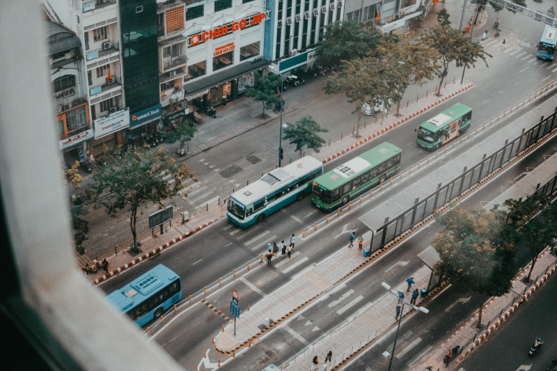 city, road marking, building, bus station - sai gon, land vehicle, vehicle, motor vehicle, day, transportation, human, 5K, person, building exterior, white