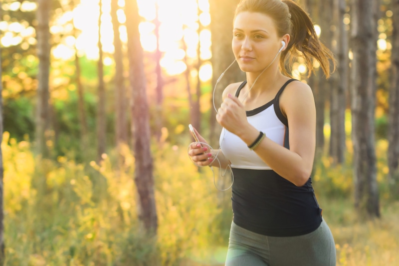 workout, smartphone, lifestyles, jogging, women, iPhone, phone, only Women, beauty In Nature, outdoors, communication, sports Clothing, one Woman Only