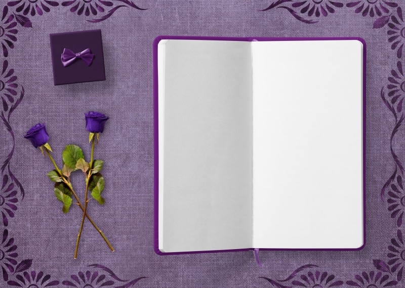 greeting, note pad, made, teenager, girl, dreamy, close-up, 2K, love, enter, directly above, loop, welcome, frame, publication, gift, congratulate, blank