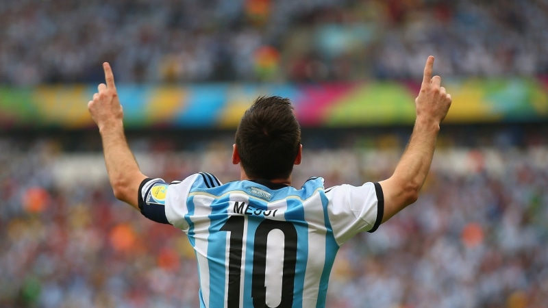 human arm, men, crowd, males, limb, lionel, human limb, 1080P, child, human body part, spectator, Argentina, body part, childhood, waist up, standing