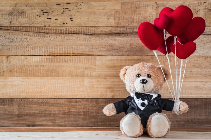 gift, valentines day, 5K, hearts, bear, red, toy, romantic, teddy, wood, love, heart, cute