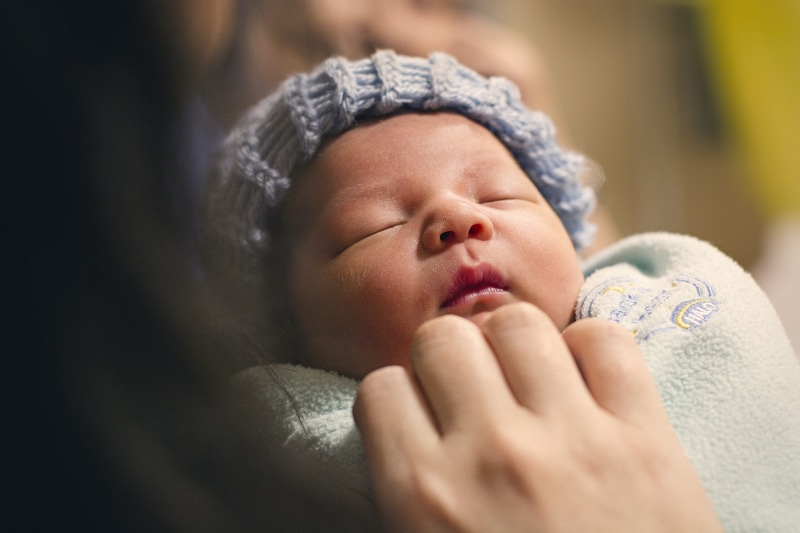 family, cute, offspring, human, lifestyle, young, expression, play, human body part, close-up, happiness, parent, woman, shallow, joy, lying down, people