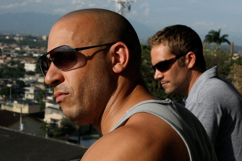 day, couple - relationship, sunglasses, outdoors, diesel, glasses, males, 1080P, Vin Diesel, movies, young men, side view, building exterior, lifestyles