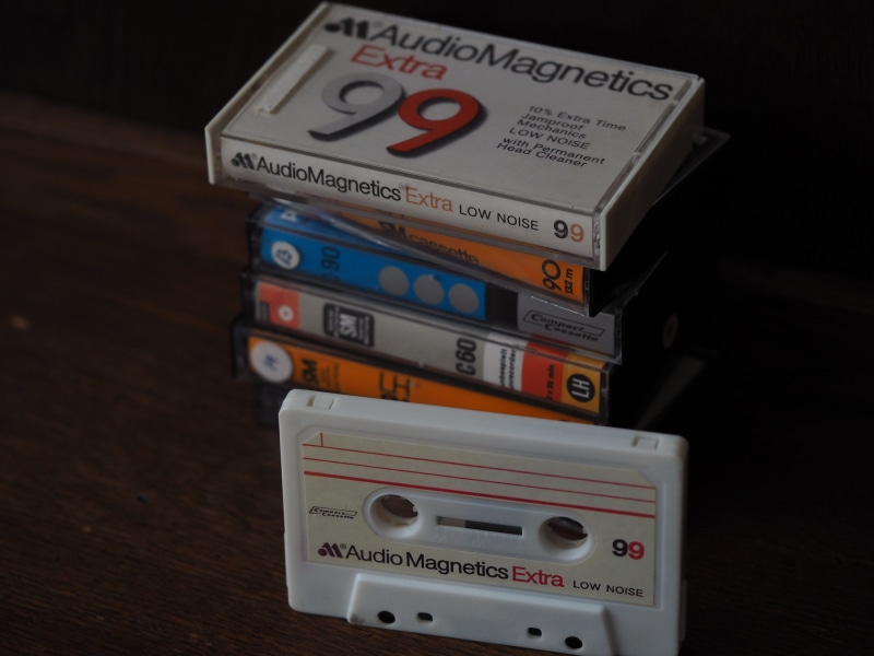 beschallung, opportunity, record, still life, communication, tape, walkman, leisure games, cassette, arts culture and entertainment, 4K, recording, gambling
