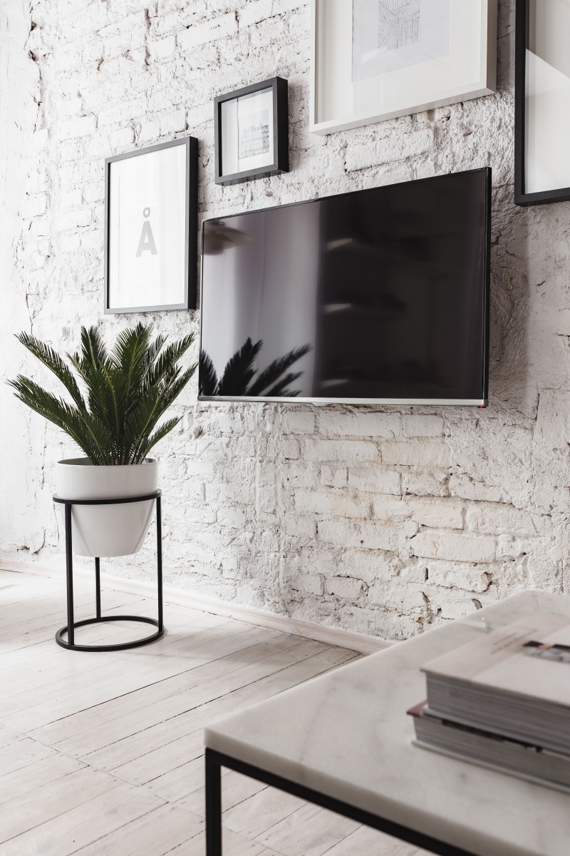 interior, minimal, flooring, 5K, white floor, common, home Interior, houseplant, marble, marble table, decoration, picture Frame, wooden floor, seat, absence