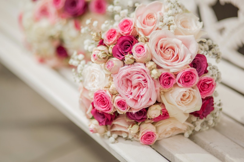 fragility, bouquet, celebration, married, table, decor, backgrounds, love, plant, event, wedding ceremony, flower, life events, roses, day, bride, petal