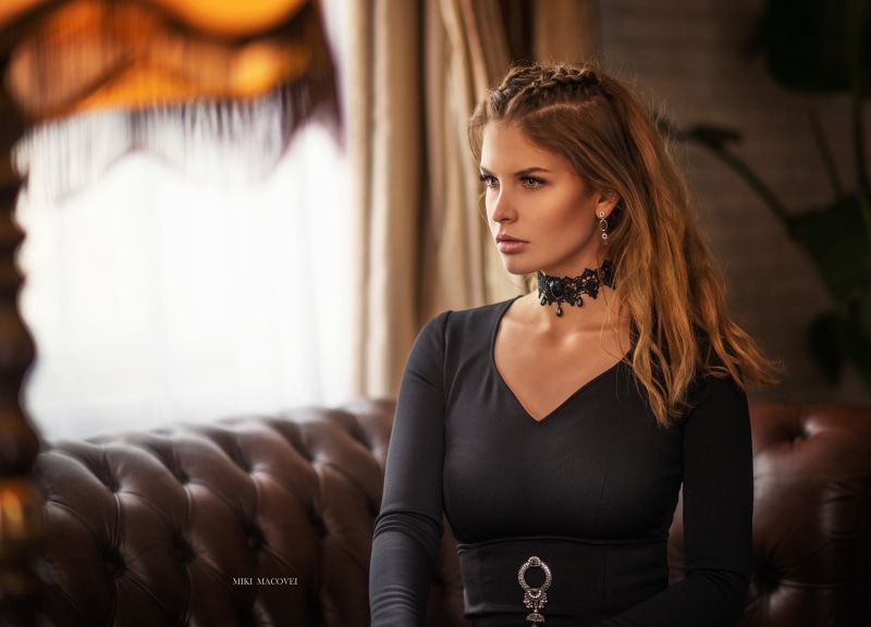 indoors, couch, beautiful people, looking into the distance, young adult, fashion, young women, adult, hair, hairstyle, luxury, women, females, 1080P