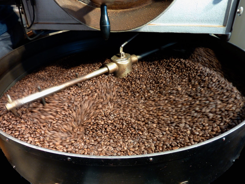 machinery, close-up, coffee, coffee beans, roasted coffee bean, macine, beans, manufacturing equipment, stirring, coffee - drink, preparation, factory