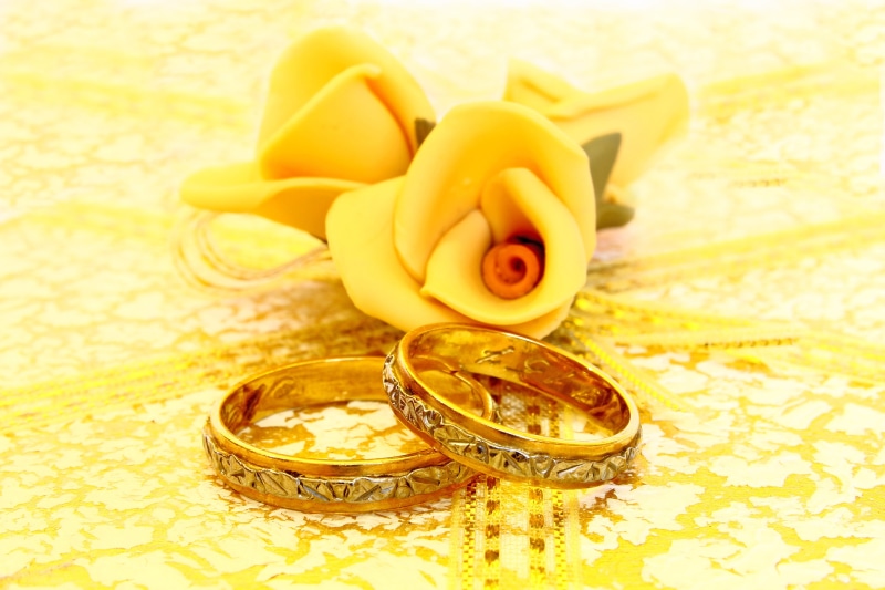 Silver Wedding, group of objects, saudade, still life, wedding ring, colored, yellow, food, gold, wedding, petal, selective focus, 4K, silver, jewelry