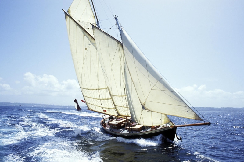 white, nature, sailing ship, yacht, horizon, ship, sailboat, nautical vessel, mode of transportation, vehicle, day, luxury, travel, transportation, water