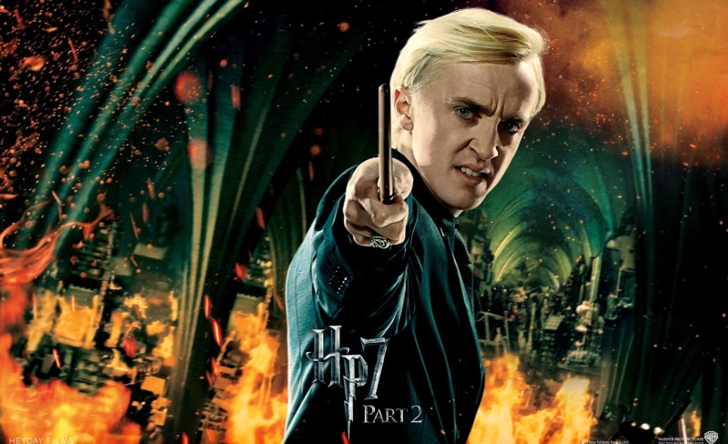  outdoors, harry potter and the deathly hallows, casual clothing, part, music, real people, 1080P, looking, leisure activity, draco, young men