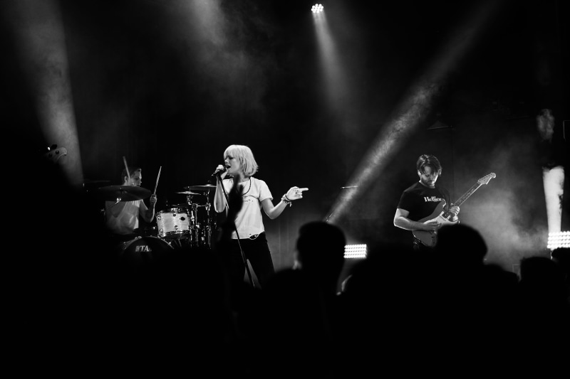 stage, nightlife, skill, leisure activities, rock music, group of people, tonight alive, human, music festival, drummer, musician, music band, guitar, rock concert