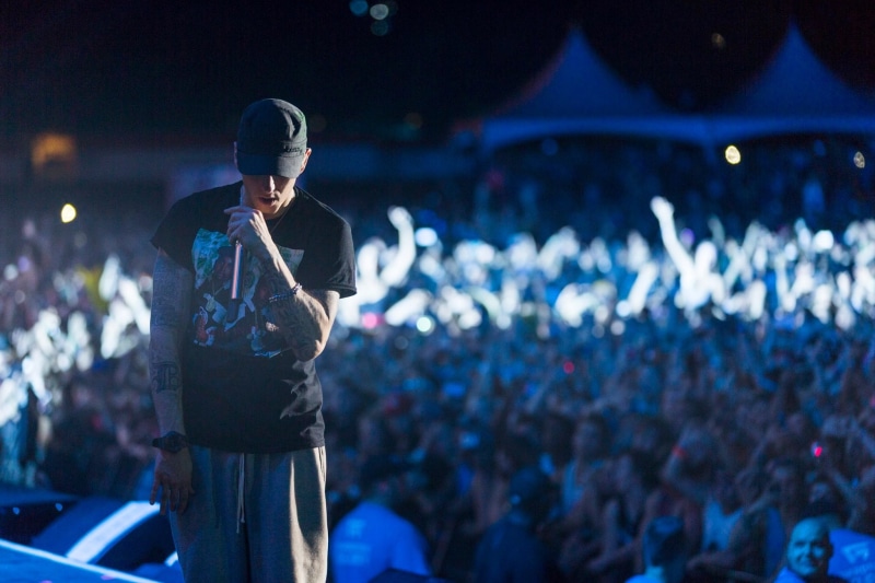 festival, focus on foreground, technology, popular music concert, men, people, night, event, real people, concert, stage, 1080P, music festival, performing arts event