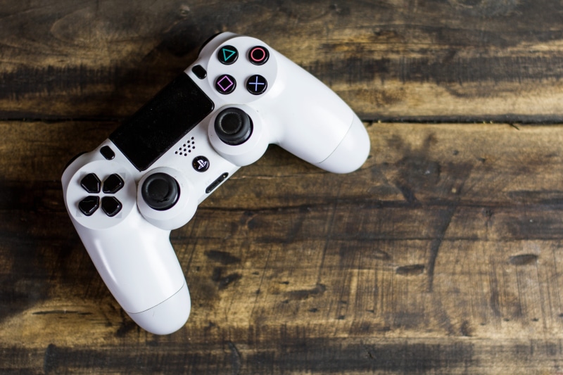 day, wood - material, 4K, gambling, joystick, gun, plastic, White, still life, arts culture and entertainment, indoors, flooring, single Object, studio shot