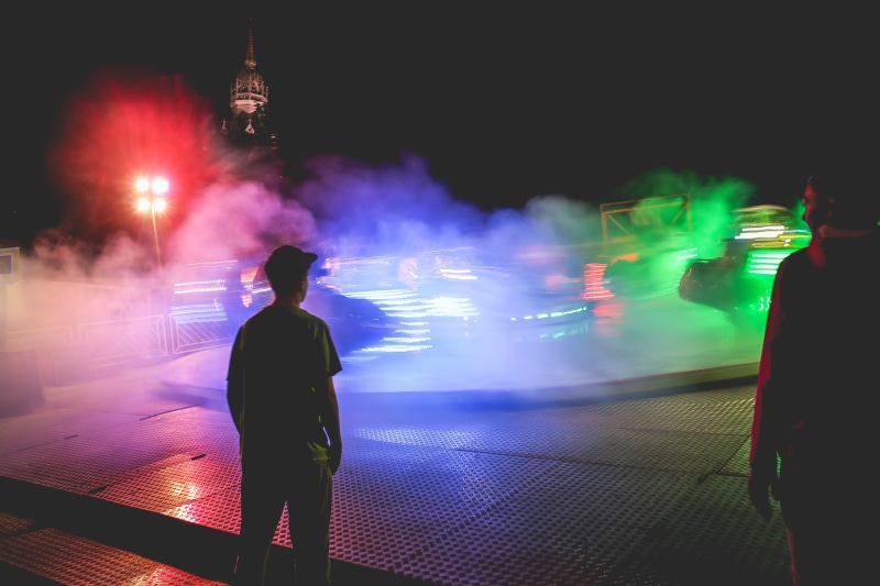 fair, rear view, city Life, urban Scene, men, lifestyles, 5K, adult, carousels, people, group of people, dark, nightlife, light, illuminated, Night Ride