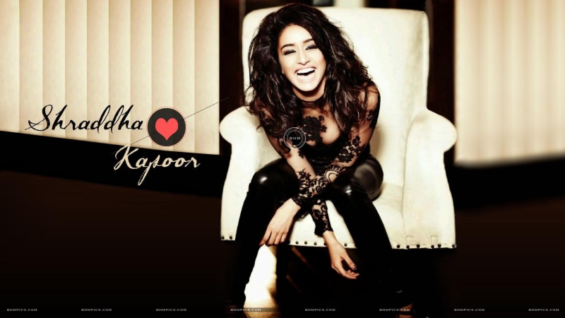 female celebrities, kappor, queen, shraddha kapoor, 1080P, smile, shraddha, bollywood, actress, kapoor, poster, smiley face