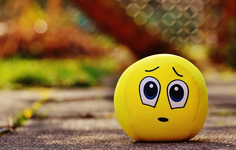 emoji, smiling, ball, plush, anthropomorphic smiley face, smiley, animal representation, outdoors, close-up, friendly, number, still life, nature, funny