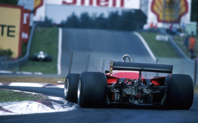 red, technology, wheel, f, 1080P, Ferrari, people, success, motor racing track, Formula 1, auto racing, sport, motor vehicle, race cars, car, mode of transportation