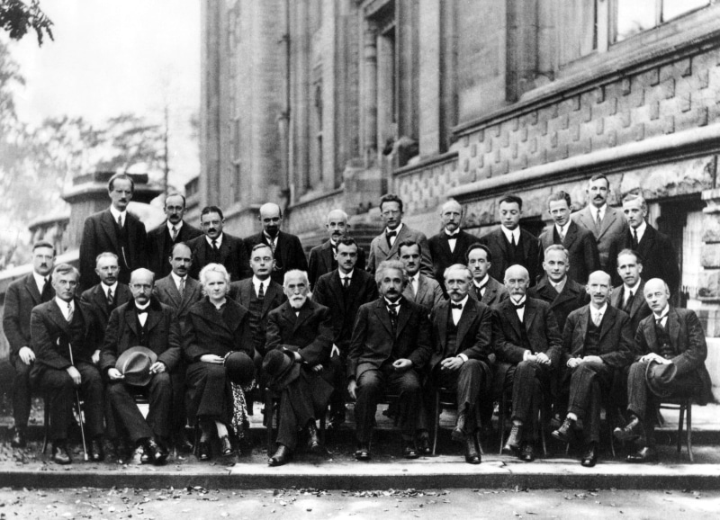 hendrik lorentz, owen willans richardson, physicist, werner heisenberg, 2K, max planck, street, gentlemen, albert einstein, government, clothing, théophile de donder
