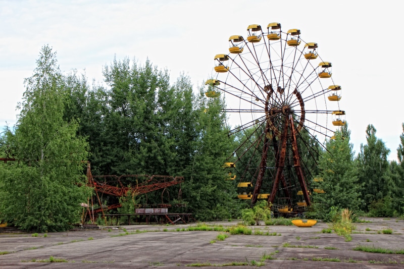 disaster, decay, ferris wheel, catastrophe, soviet, fair, sky, fun, destruction, no people, brown, plant, amusement, arts culture and entertainment, derelict